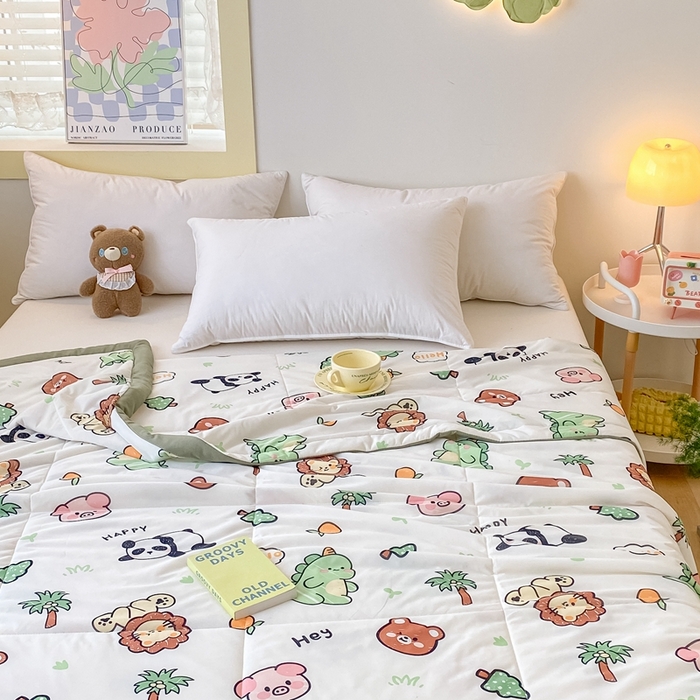 91家纺网 家纺一手货源 找家纺 帕拉美拉 2026新款A类印花冰凉丝凉感丝手包大宽边夏被 动物乐园