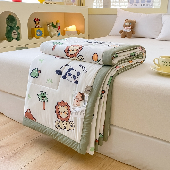 91家纺网 家纺一手货源 找家纺 帕拉美拉 2026新款A类印花冰凉丝凉感丝手包大宽边夏被 动物乐园