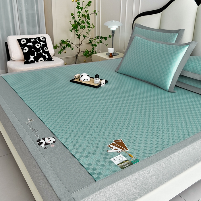 91家纺网 家纺一手货源 找家纺 小牛席业 2026新款亲肤舒适棋盘格-熊猫冰丝席席子凉席 棋盘格-熊猫冰丝席-绿色
