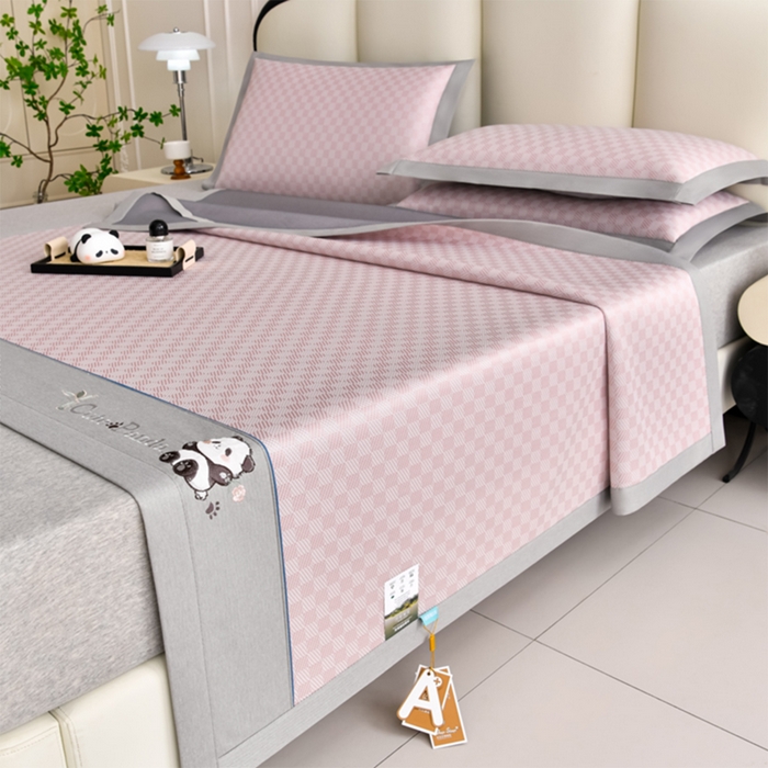 91家纺网 家纺一手货源 找家纺 小牛席业 2026新款亲肤舒适棋盘格-熊猫冰丝席席子凉席 棋盘格-熊猫冰丝席-粉色