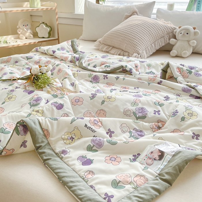 91家纺网 家纺一手货源 找家纺 帕拉美拉 2026新款A类印花冰凉丝凉感丝手包大宽边夏被 贩卖蜜糖-粉