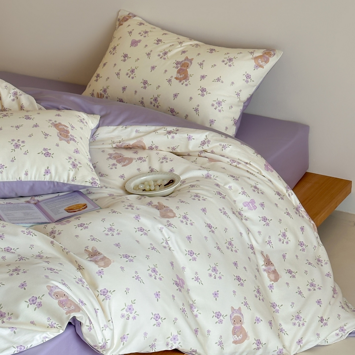 91家纺网 家纺一手货源 找家纺 桃喜 2026春夏新款ins风60支长绒棉纯棉四件套 （会员-5）严格控价 券后不低于159/179 鸢尾花兔兔