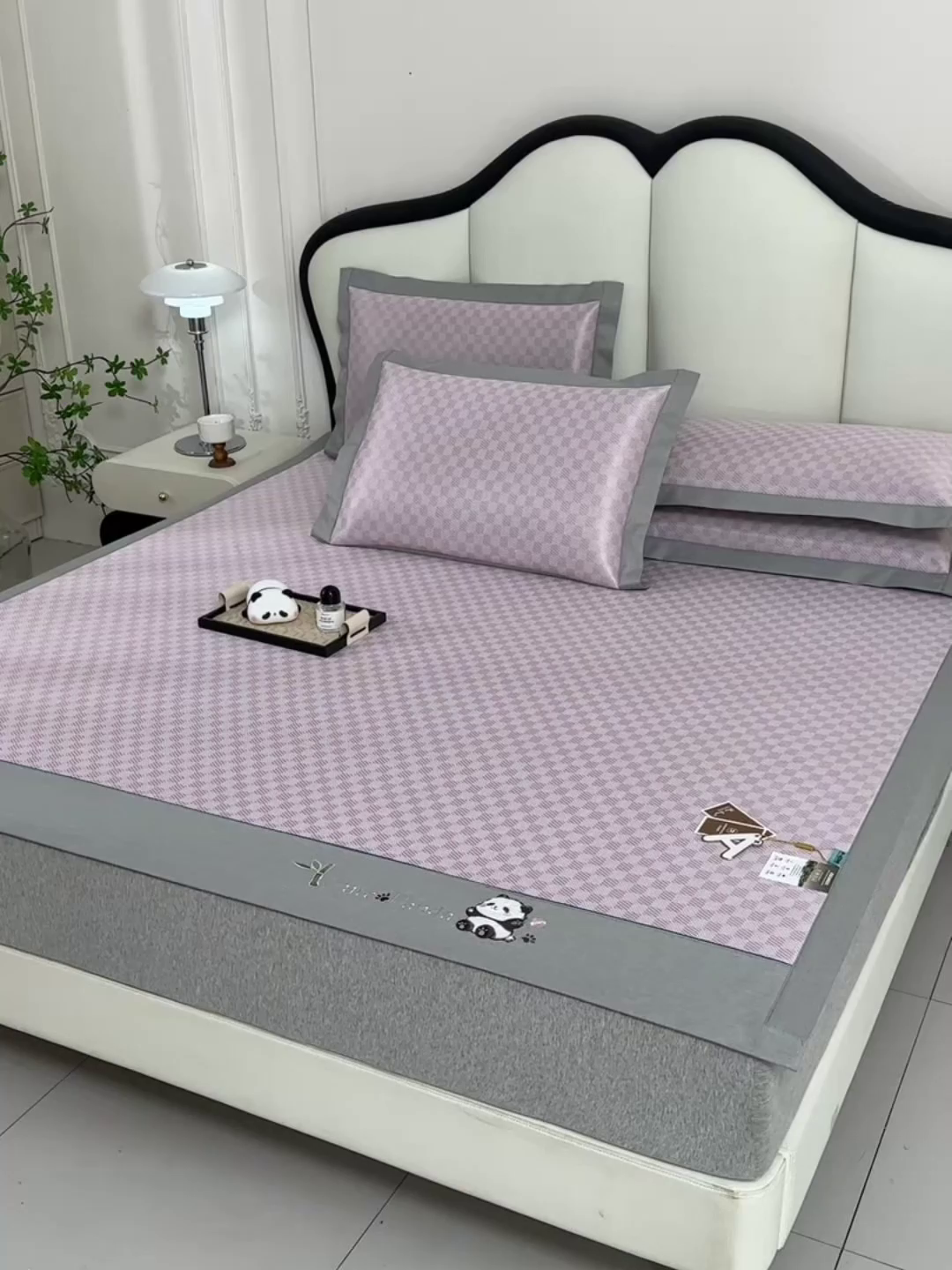 91家纺网 家纺一手货源 找家纺 小牛席业 2026新款亲肤舒适棋盘格-熊猫冰丝席席子凉席 棋盘格-熊猫冰丝席-粉色