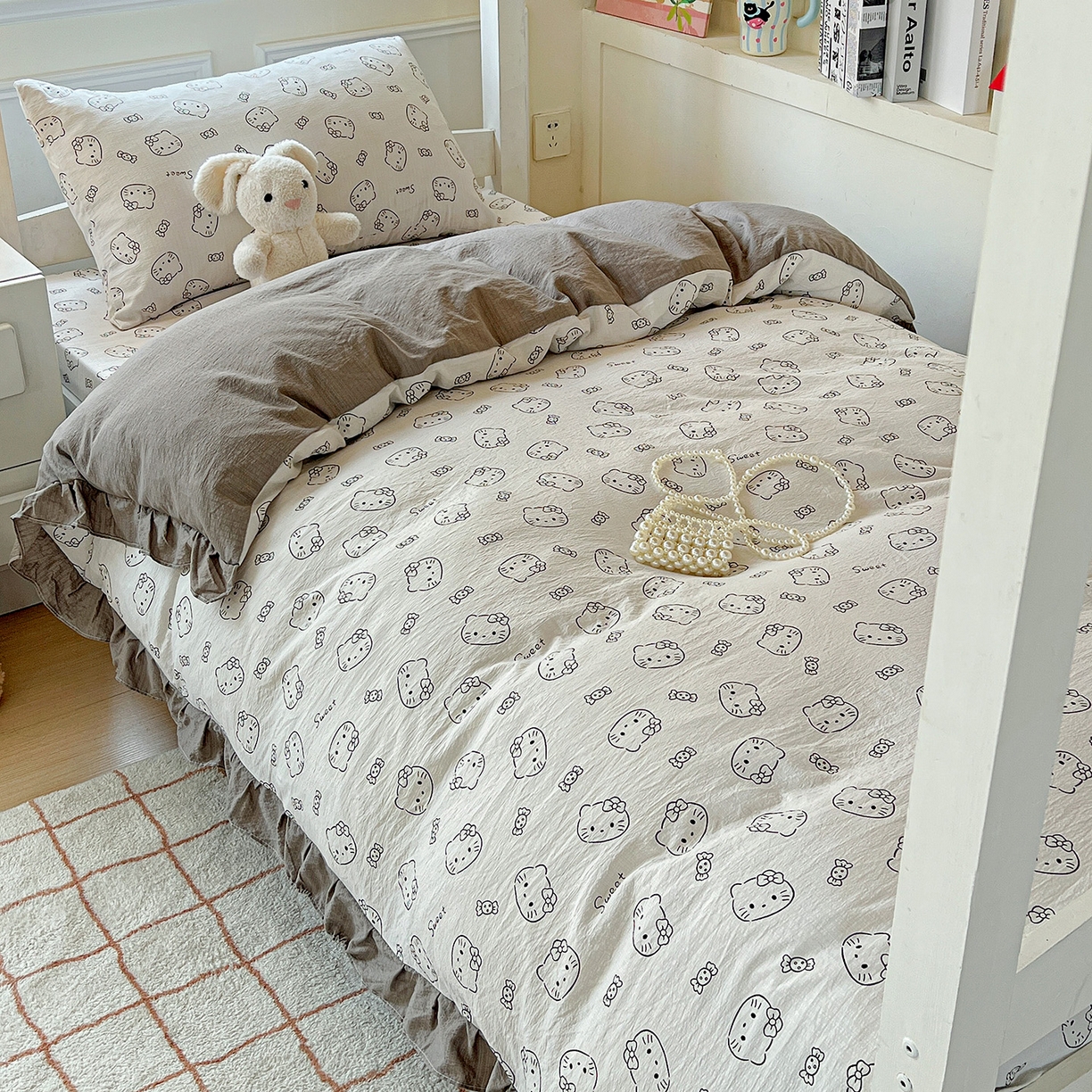 91家纺网 家纺一手货源 找家纺 纽缦家纺 2026新款云感提花双层纱学生床韩版床单床笠三四件套 猫咪恋人