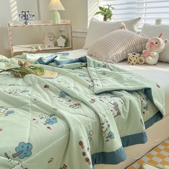 91家纺网 家纺一手货源 找家纺 帕拉美拉 2026新款A类印花冰凉丝凉感丝手包大宽边夏被 可爱奶狗