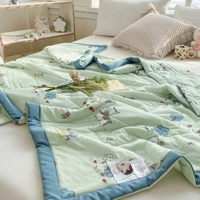 91家纺网 家纺一手货源 找家纺 帕拉美拉 2026新款A类印花冰凉丝凉感丝手包大宽边夏被 可爱奶狗