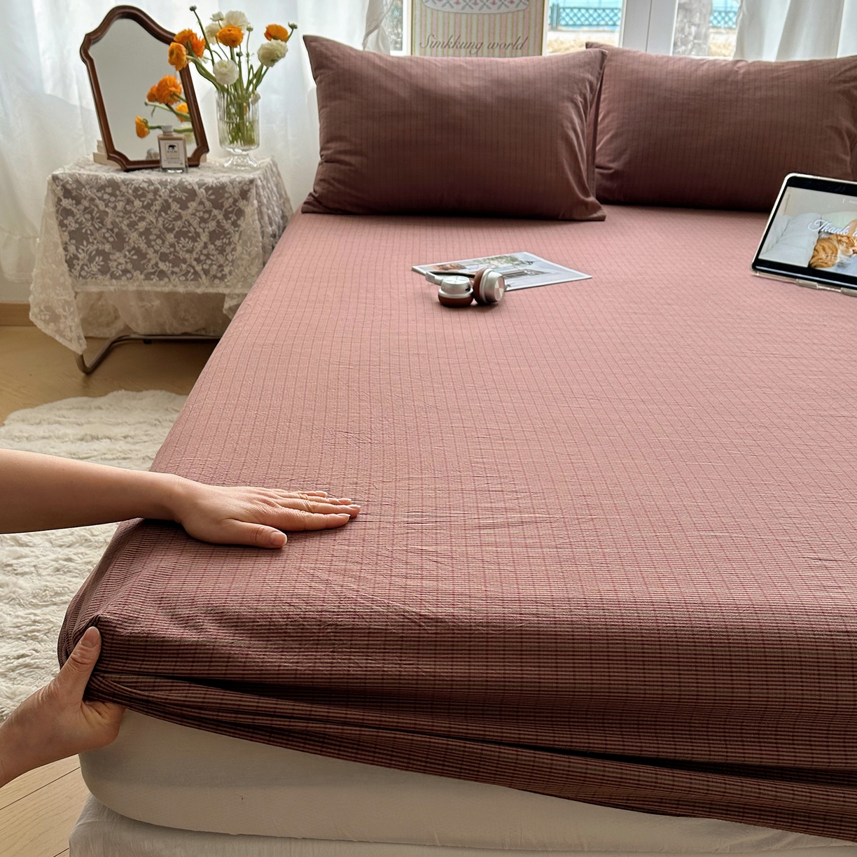 91家纺网 家纺一手货源 找家纺 六巷胡同 2026新款A类全棉纯棉水洗棉色织格子单品床笠 床笠单件 逐风-红格