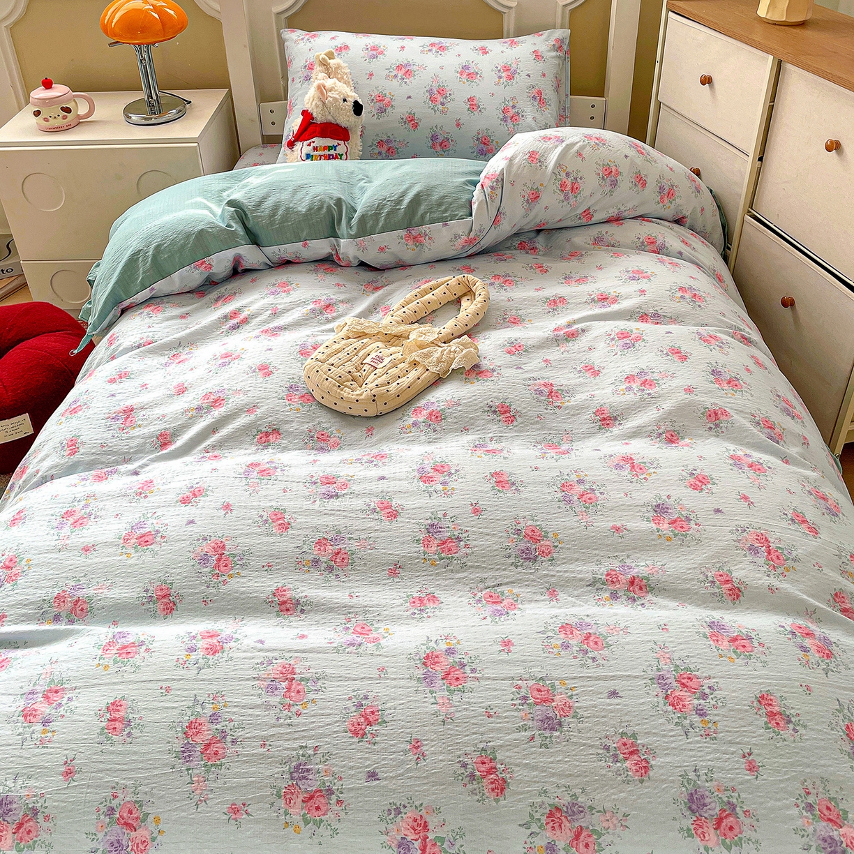 91家纺网 家纺一手货源 找家纺 纽缦家纺 2026新款云感提花双层纱学生床韩版床单床笠三四件套 清风与雾蓝