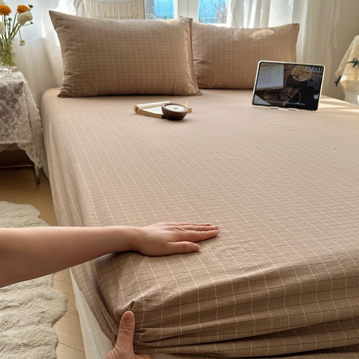 91家纺网 家纺一手货源 找家纺 六巷胡同 2026新款A类全棉纯棉水洗棉色织格子单品床笠 床笠单件 逐风-咖格