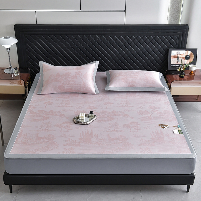 91家纺网 家纺一手货源 找家纺 小牛席业 2026新款【实拍风格】双PE高凉感-托斯卡纳凉感大提花冰丝席席子凉席-床笠款 粉色