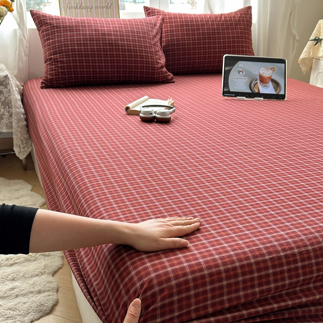 91家纺网 家纺一手货源 找家纺 六巷胡同 2026新款A类全棉纯棉水洗棉色织格子单品床笠 床笠单件 追光-红格