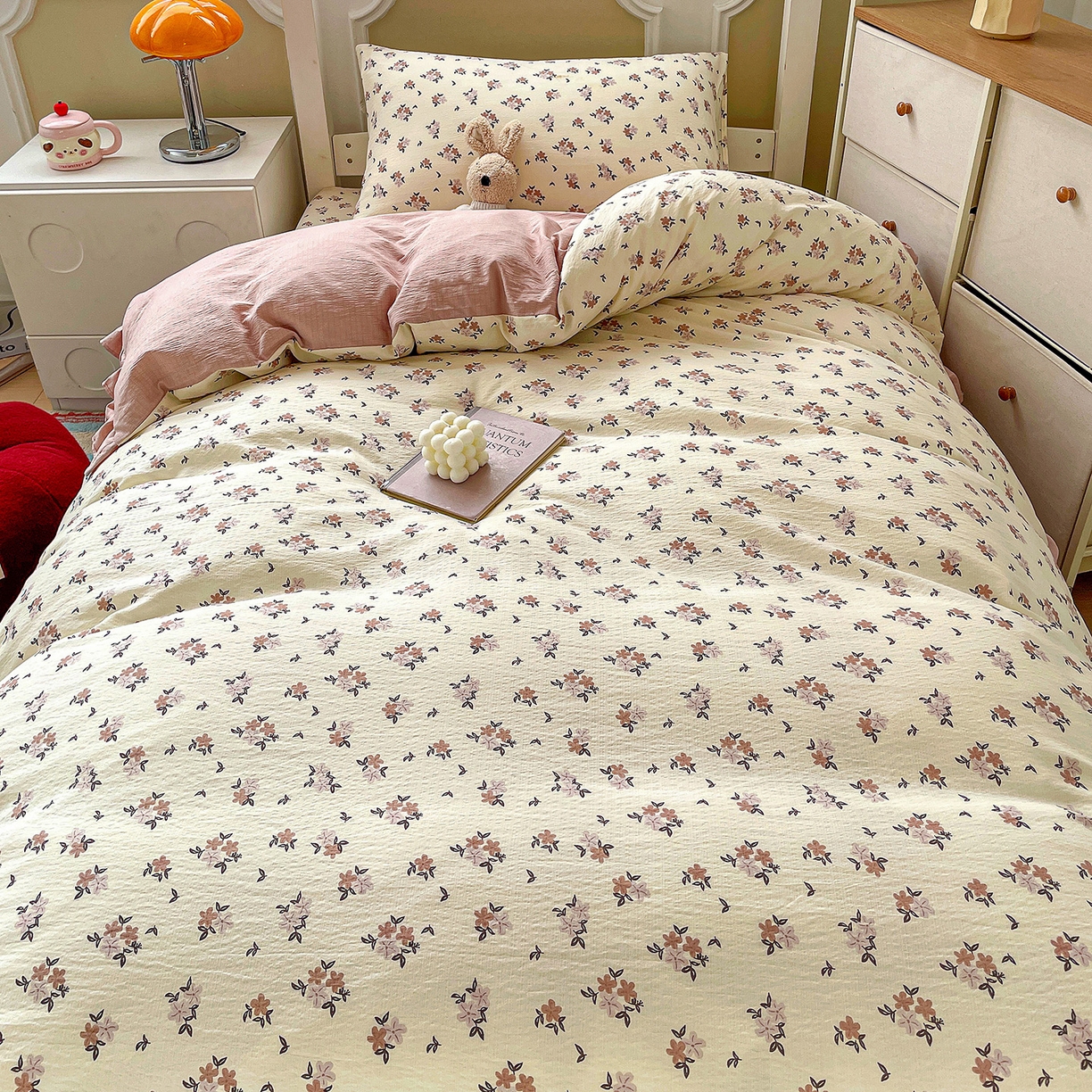 91家纺网 家纺一手货源 找家纺 纽缦家纺 2026新款云感提花双层纱学生床韩版床单床笠三四件套 苏瑾