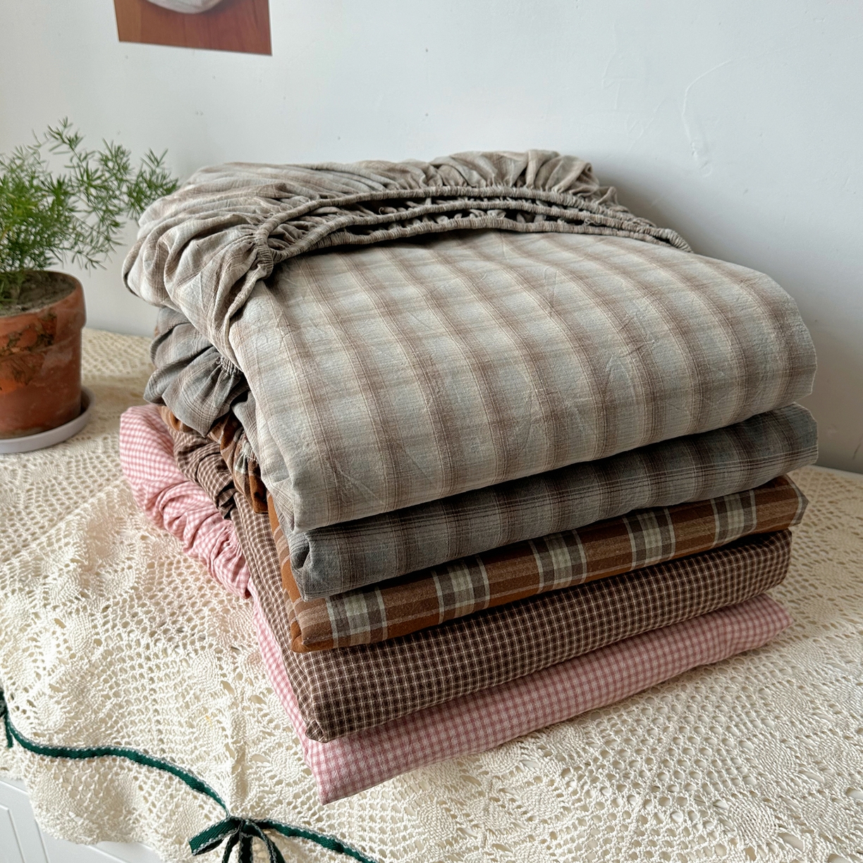 91家纺网 家纺一手货源 找家纺 六巷胡同 2026新款A类全棉纯棉水洗棉色织格子单品床笠 床笠单件 组合图仅供展示不可下单