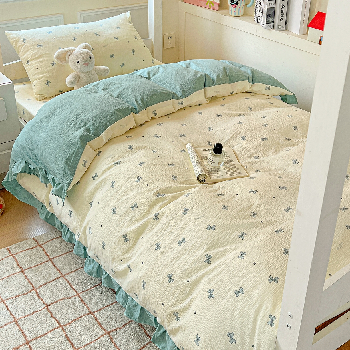 91家纺网 家纺一手货源 找家纺 纽缦家纺 2026新款云感提花双层纱学生床韩版床单床笠三四件套 相似蓝