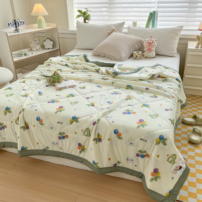 91家纺网 家纺一手货源 找家纺 帕拉美拉 2026新款A类印花冰凉丝凉感丝手包大宽边夏被 樱桃恐龙