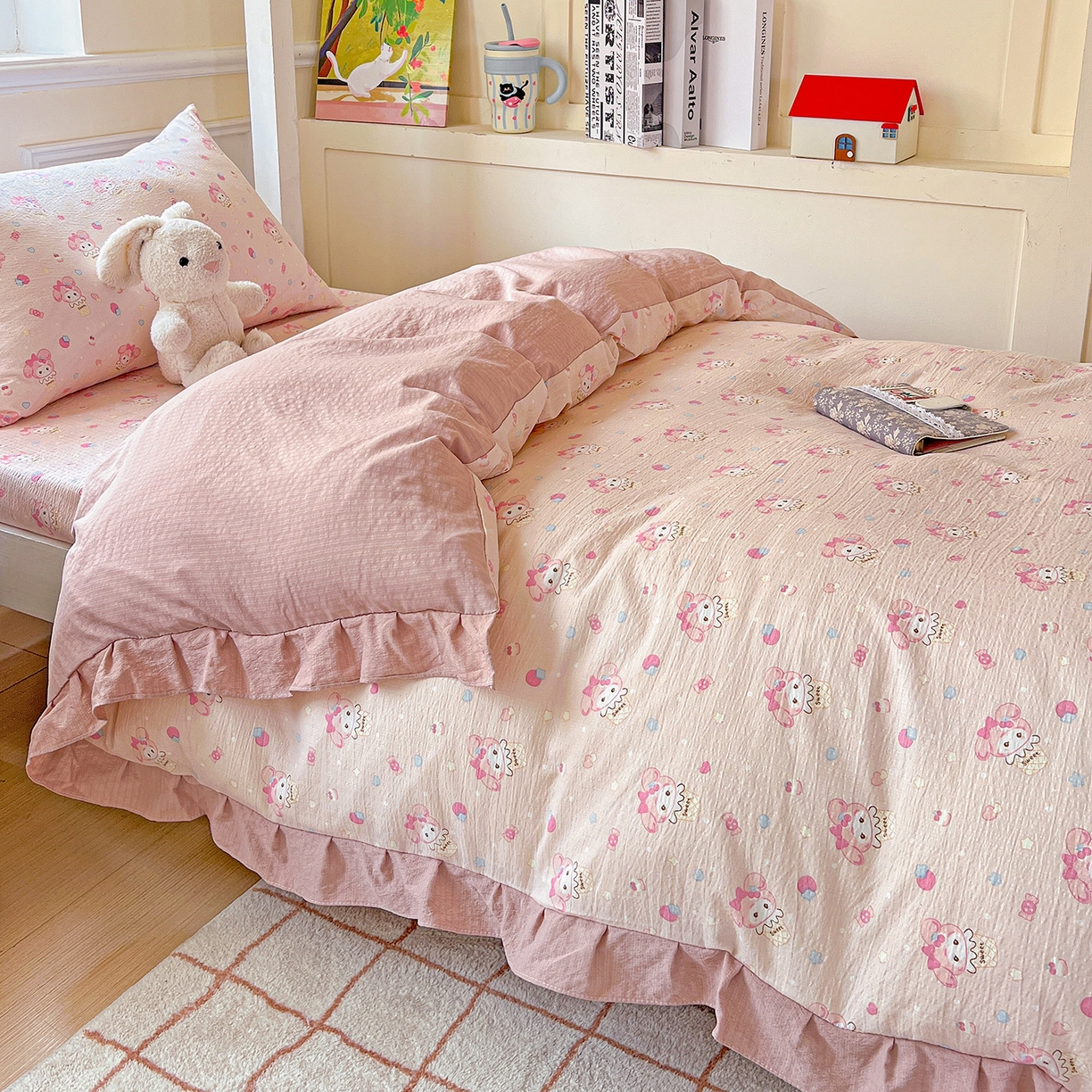 91家纺网 家纺一手货源 找家纺 纽缦家纺 2026新款云感提花双层纱学生床韩版床单床笠三四件套 小鸥鸥