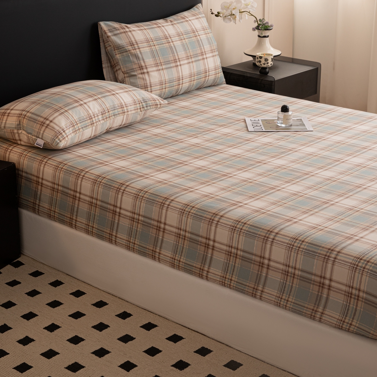 91家纺网 家纺一手货源 找家纺 简宜家居（朝初家纺） 2026新款40支13070全棉简约格子系列A版床笠 英伦-蓝咖