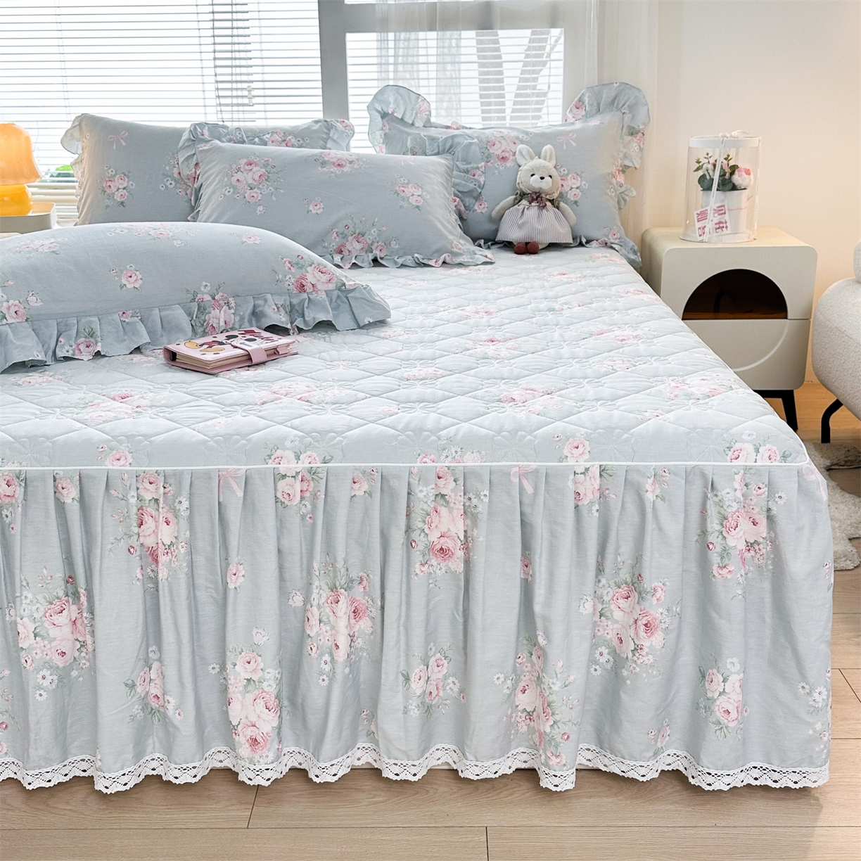 忘忧草 2026春夏新款全棉纯棉夹棉印花床裙床裙单件 花疏影