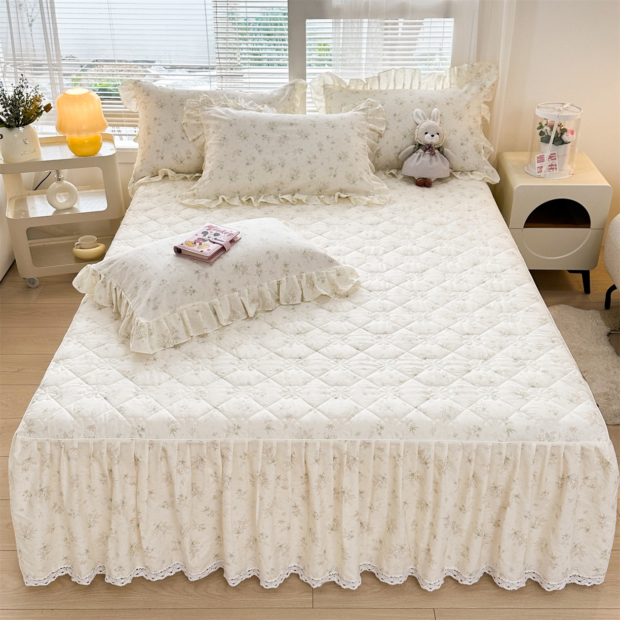 91家纺网 家纺一手货源 找家纺 忘忧草 2026春夏新款全棉纯棉夹棉印花床裙床裙单件 花仙子