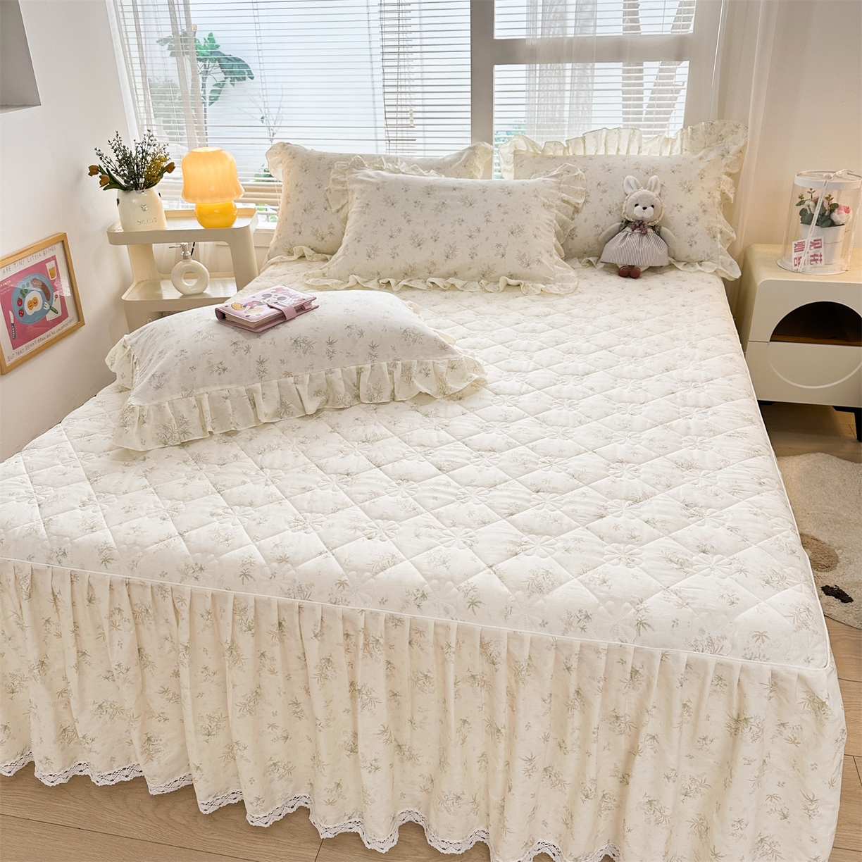 91家纺网 家纺一手货源 找家纺 忘忧草 2026春夏新款全棉纯棉夹棉印花床裙床裙单件 花仙子