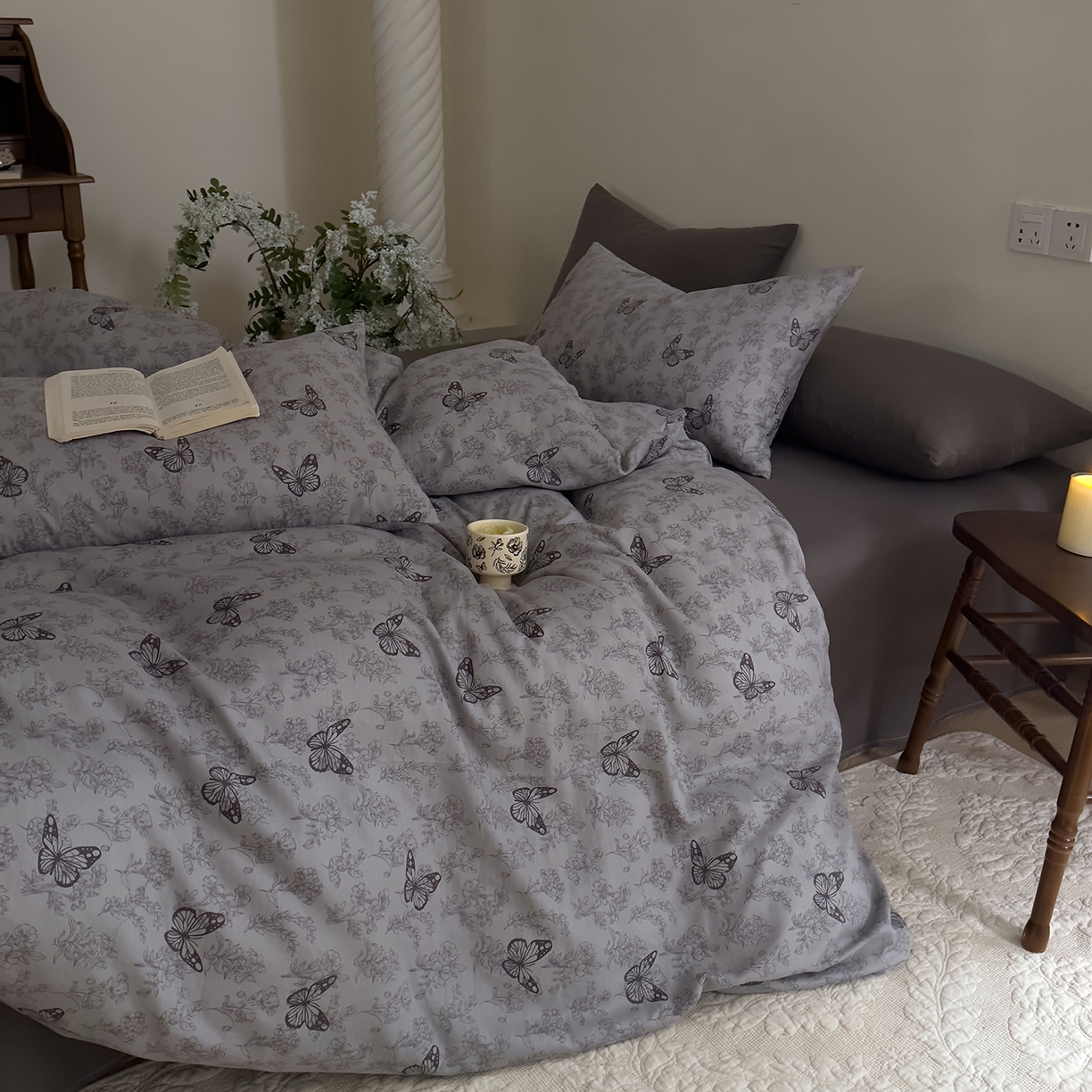 91家纺网 家纺一手货源 找家纺 DoDo 兜兜 2026新款全棉纯棉复古双层纱四件套系列（可定做尺寸） 墨蝶