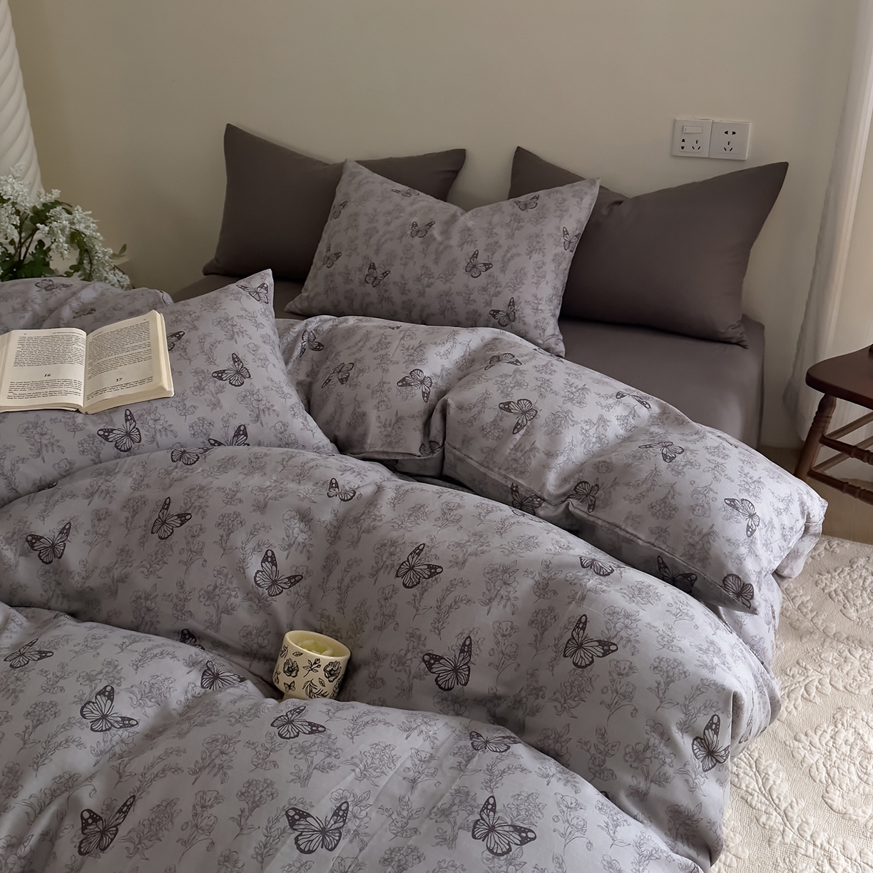 91家纺网 家纺一手货源 找家纺 DoDo 兜兜 2026新款全棉纯棉复古双层纱四件套系列（可定做尺寸） 墨蝶