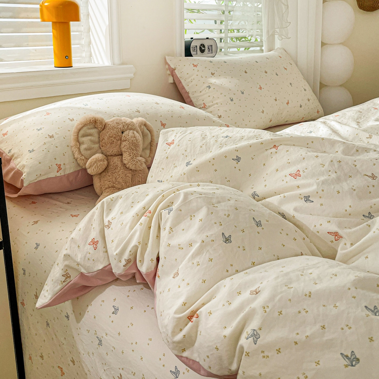 91家纺网 家纺一手货源 找家纺 纽缦家纺 2026新款A类105g仿棉四件套古法水洗棉四件套 彩蝶红