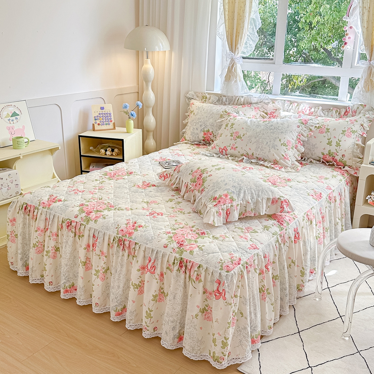 91家纺网 家纺一手货源 找家纺 忘忧草 2026春夏新款全棉纯棉夹棉印花床裙床裙单件 柏林花涧