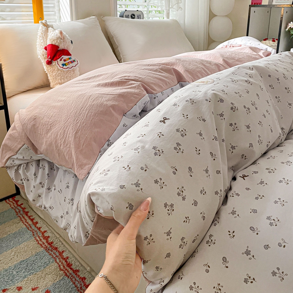 91家纺网 家纺一手货源 找家纺 纽缦家纺 2026新款A类105g仿棉四件套古法水洗棉四件套 恋空灰