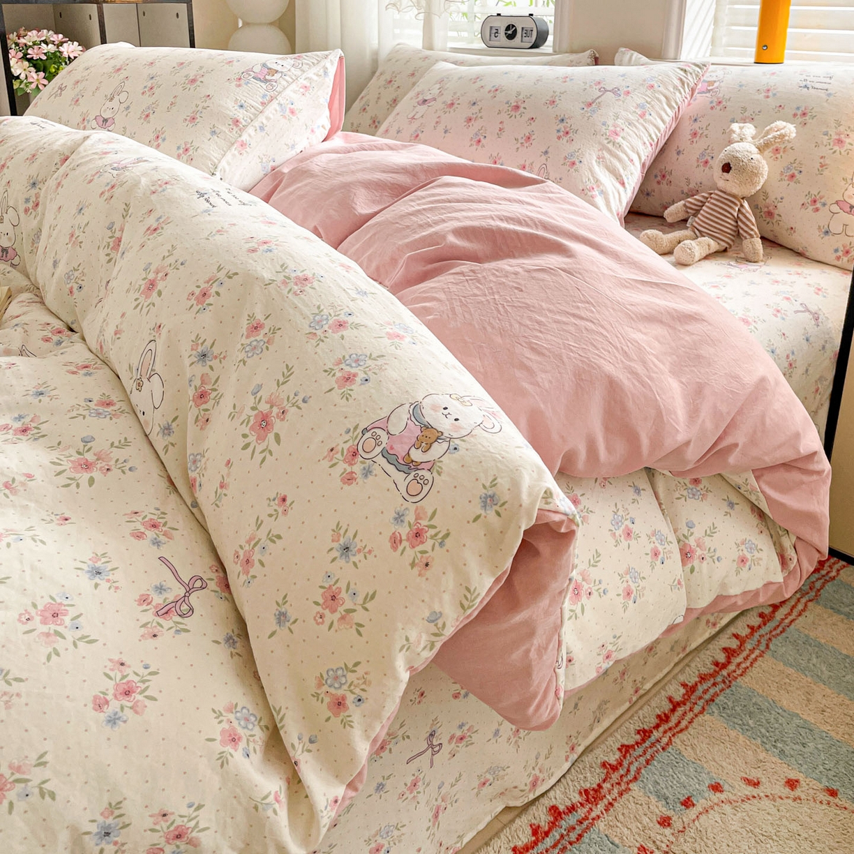 91家纺网 家纺一手货源 找家纺 纽缦家纺 2026新款A类105g仿棉四件套古法水洗棉四件套 美丽小兔