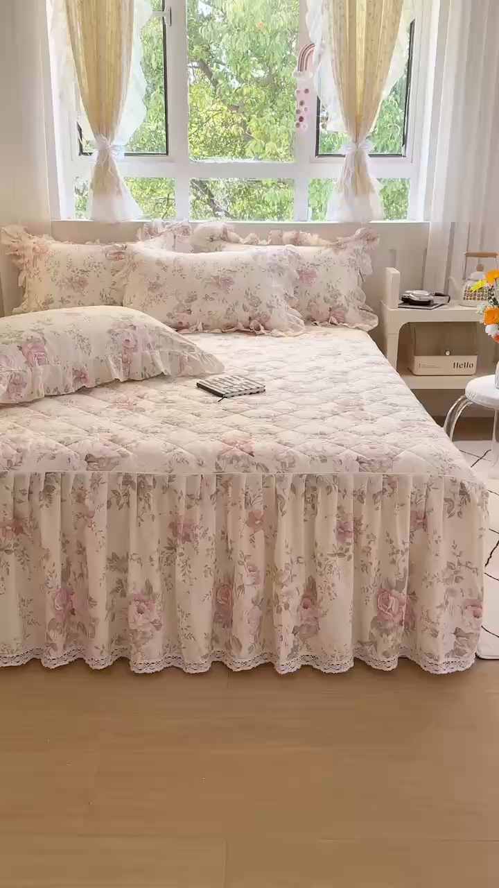 91家纺网 家纺一手货源 找家纺 忘忧草 2026春夏新款全棉纯棉夹棉印花床裙床裙单件 华庭庄园-米