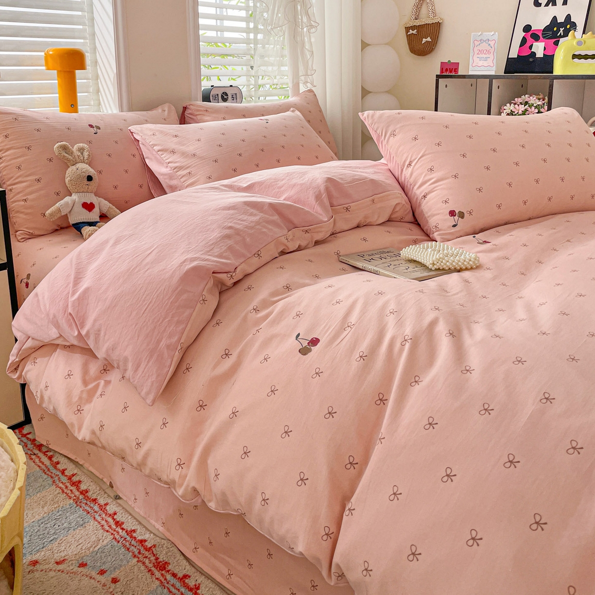 91家纺网 家纺一手货源 找家纺 纽缦家纺 2026新款A类105g仿棉四件套古法水洗棉四件套 梦樱粉