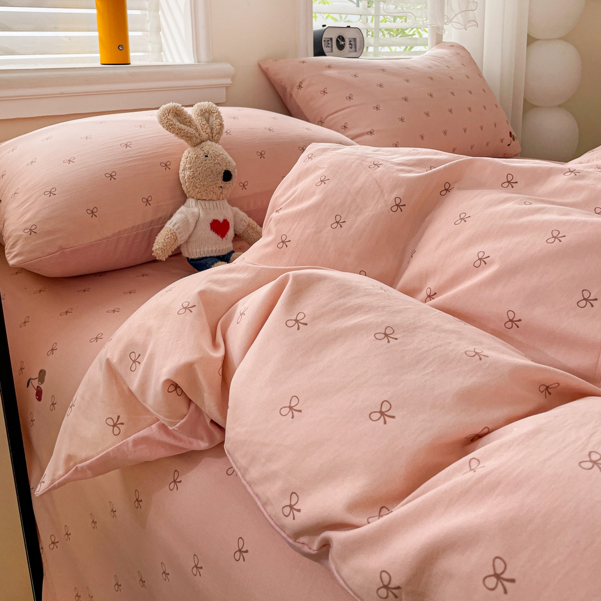 91家纺网 家纺一手货源 找家纺 纽缦家纺 2026新款A类105g仿棉四件套古法水洗棉四件套 梦樱粉