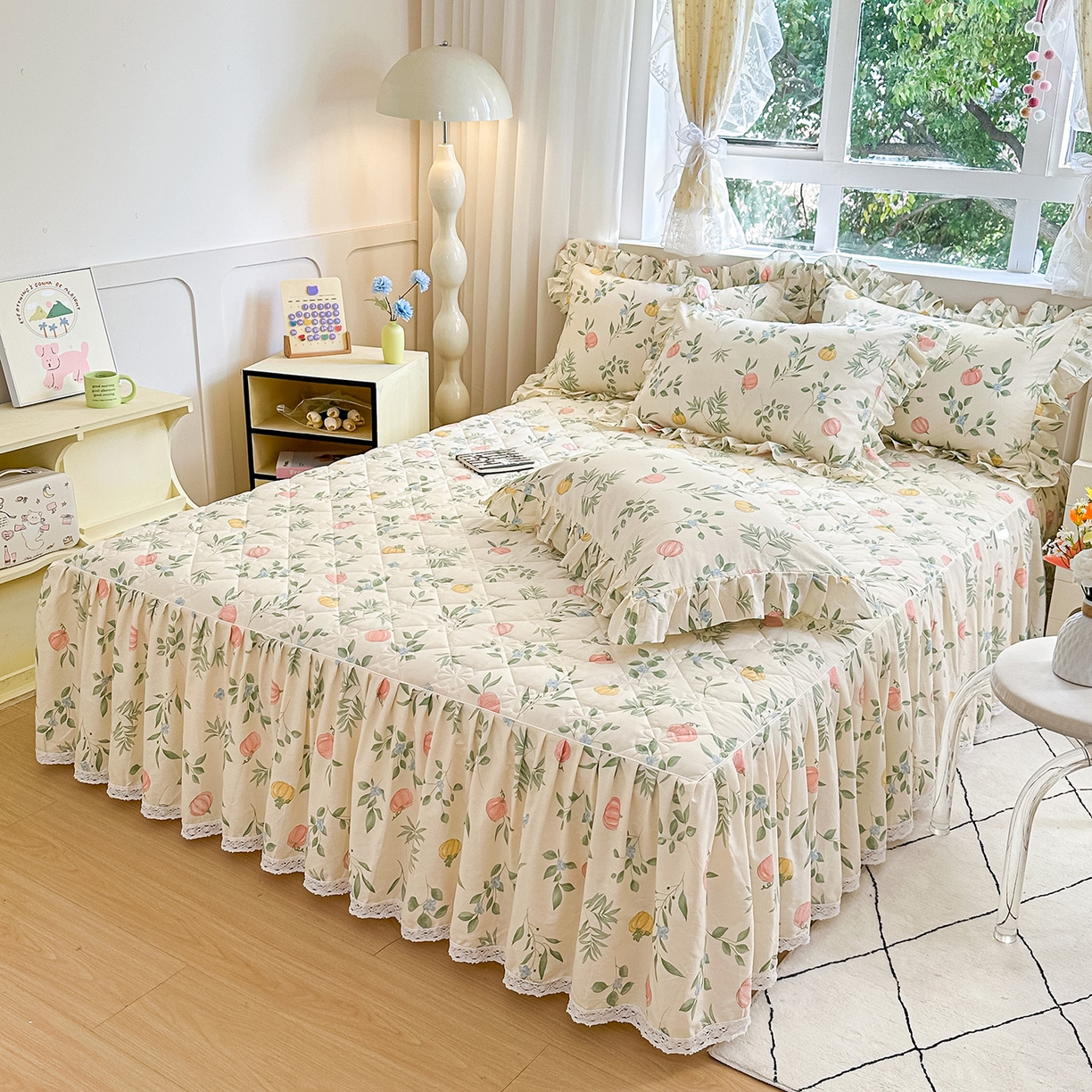 91家纺网 家纺一手货源 找家纺 忘忧草 2026春夏新款全棉纯棉夹棉印花床裙床裙单件 轻婉花语