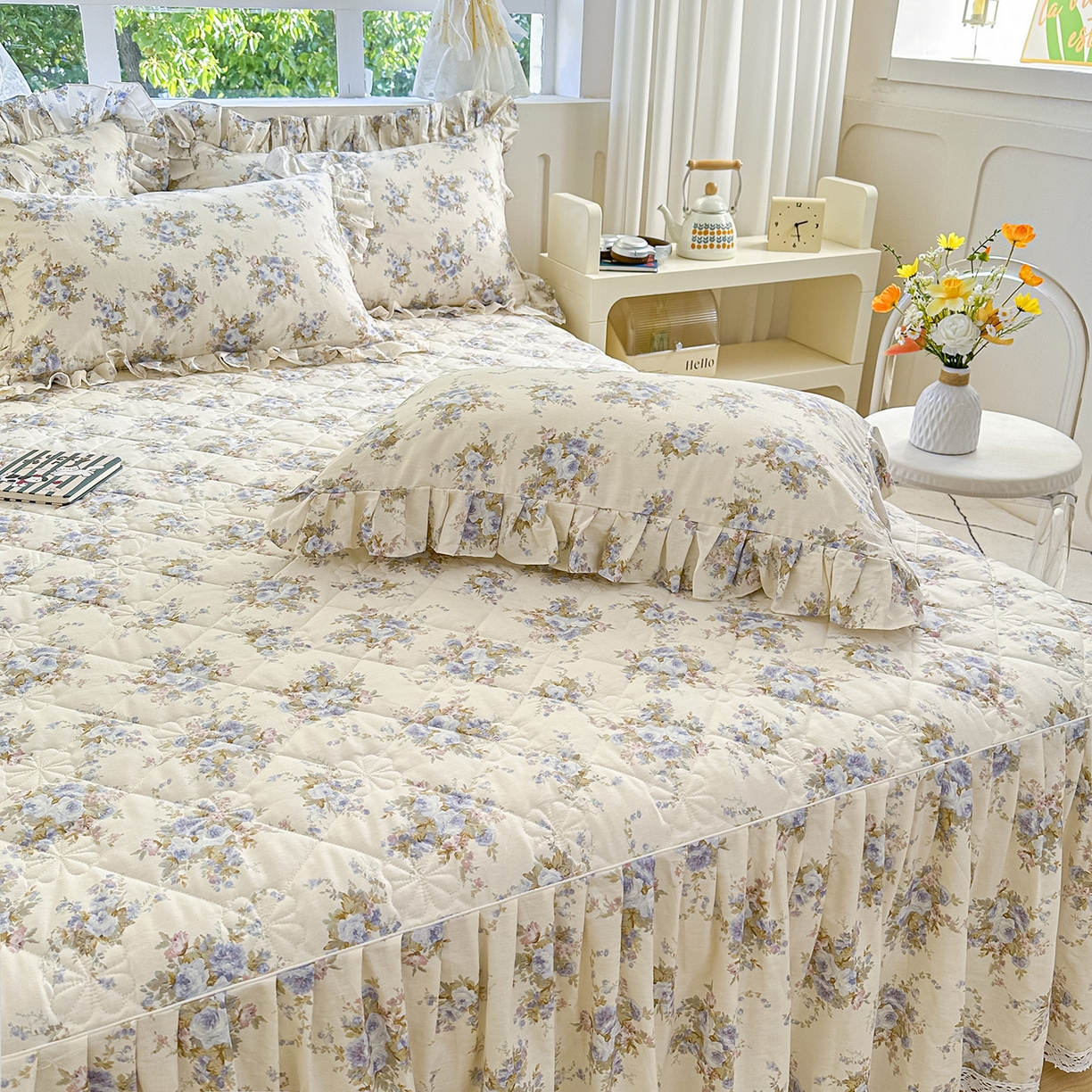 91家纺网 家纺一手货源 找家纺 忘忧草 2026春夏新款全棉纯棉夹棉印花床裙床裙单件 云溪之境