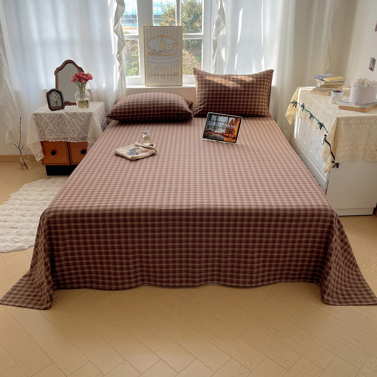 91家纺网 家纺一手货源 找家纺 六巷胡同 2026新款A类全棉纯棉水洗棉色织格子单品床单 床单单件 巷往-红格