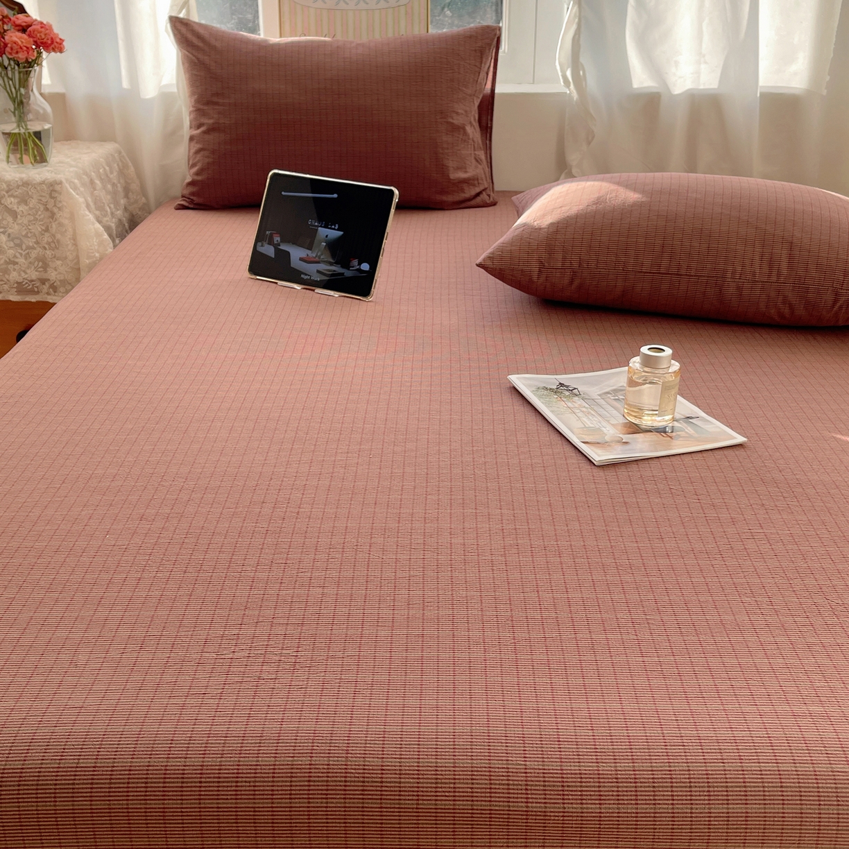 91家纺网 家纺一手货源 找家纺 六巷胡同 2026新款A类全棉纯棉水洗棉色织格子单品床单 床单单件 逐风-红格