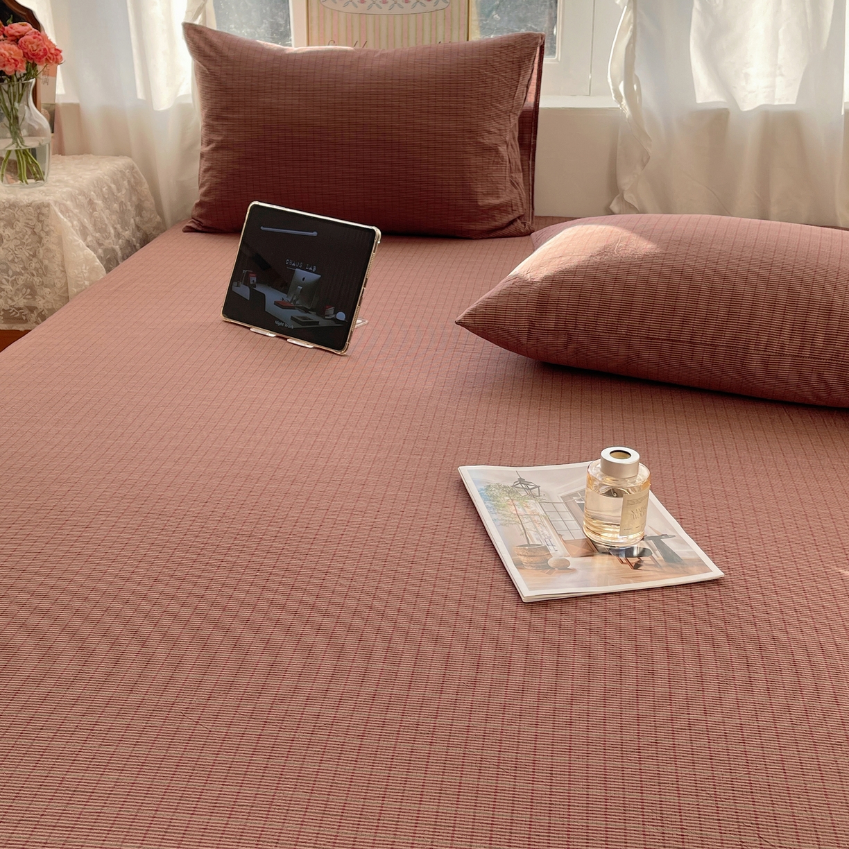 91家纺网 家纺一手货源 找家纺 六巷胡同 2026新款A类全棉纯棉水洗棉色织格子单品床单 床单单件 逐风-红格