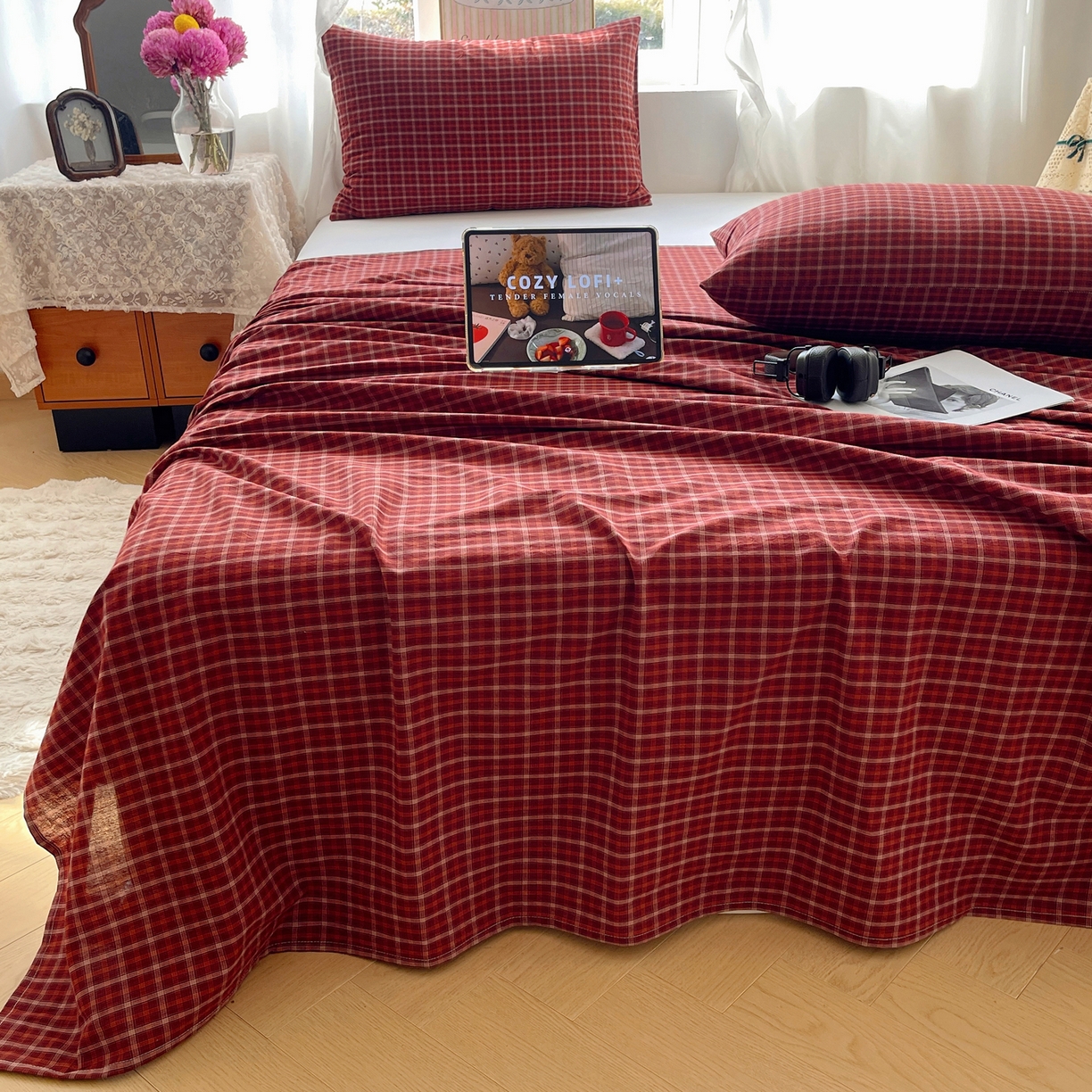 91家纺网 家纺一手货源 找家纺 六巷胡同 2026新款A类全棉纯棉水洗棉色织格子单品床单 床单单件 追光-红格