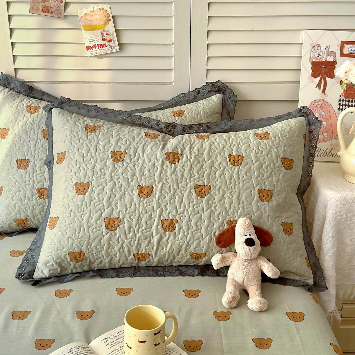 91家纺网 家纺一手货源 找家纺 百寐 2026吸汗防油全棉三层夹棉花边信封加大50*80枕套48*74/40*60枕芯 夹棉-饼干熊