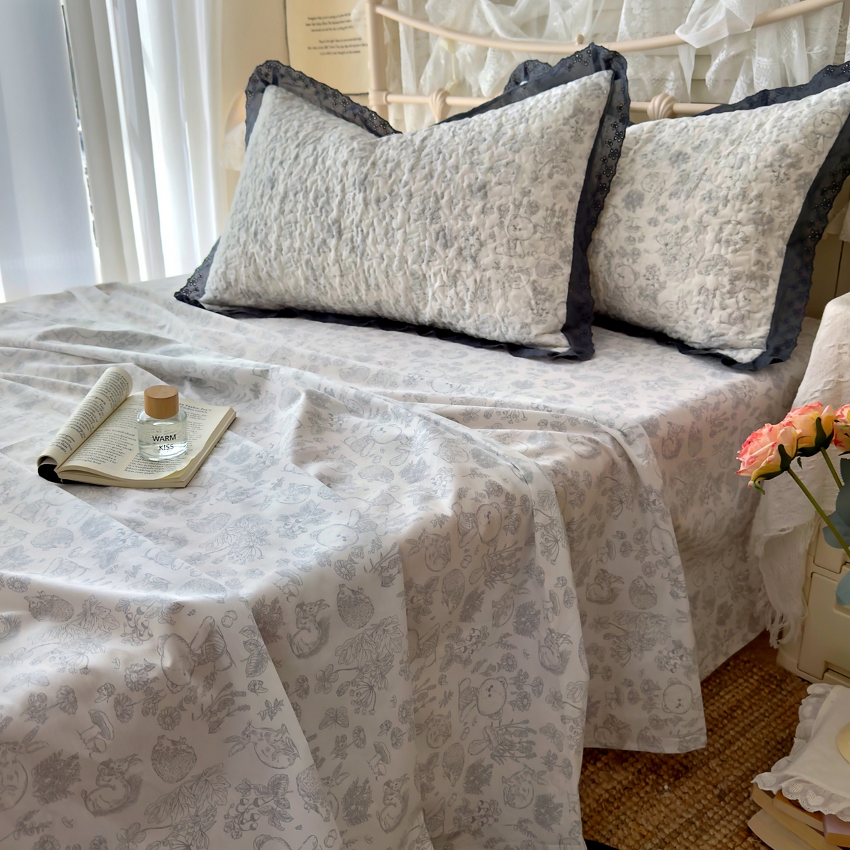 91家纺网 家纺一手货源 找家纺 百寐 2026吸汗防油全棉三层夹棉花边信封加大50*80枕套48*74/40*60枕芯 夹棉-布朗熊