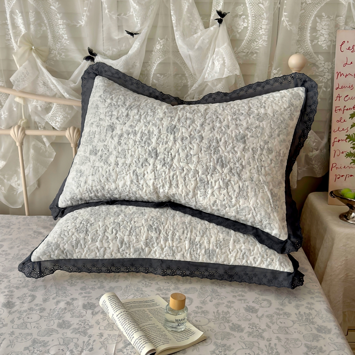 91家纺网 家纺一手货源 找家纺 百寐 2026吸汗防油全棉三层夹棉花边信封加大50*80枕套48*74/40*60枕芯 夹棉-布朗熊