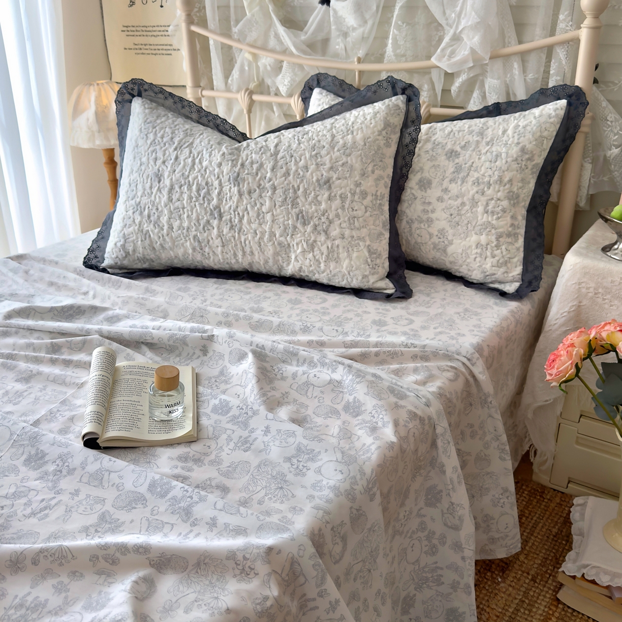 91家纺网 家纺一手货源 找家纺 百寐 2026吸汗防油全棉三层夹棉花边信封加大50*80枕套48*74/40*60枕芯 夹棉-布朗熊