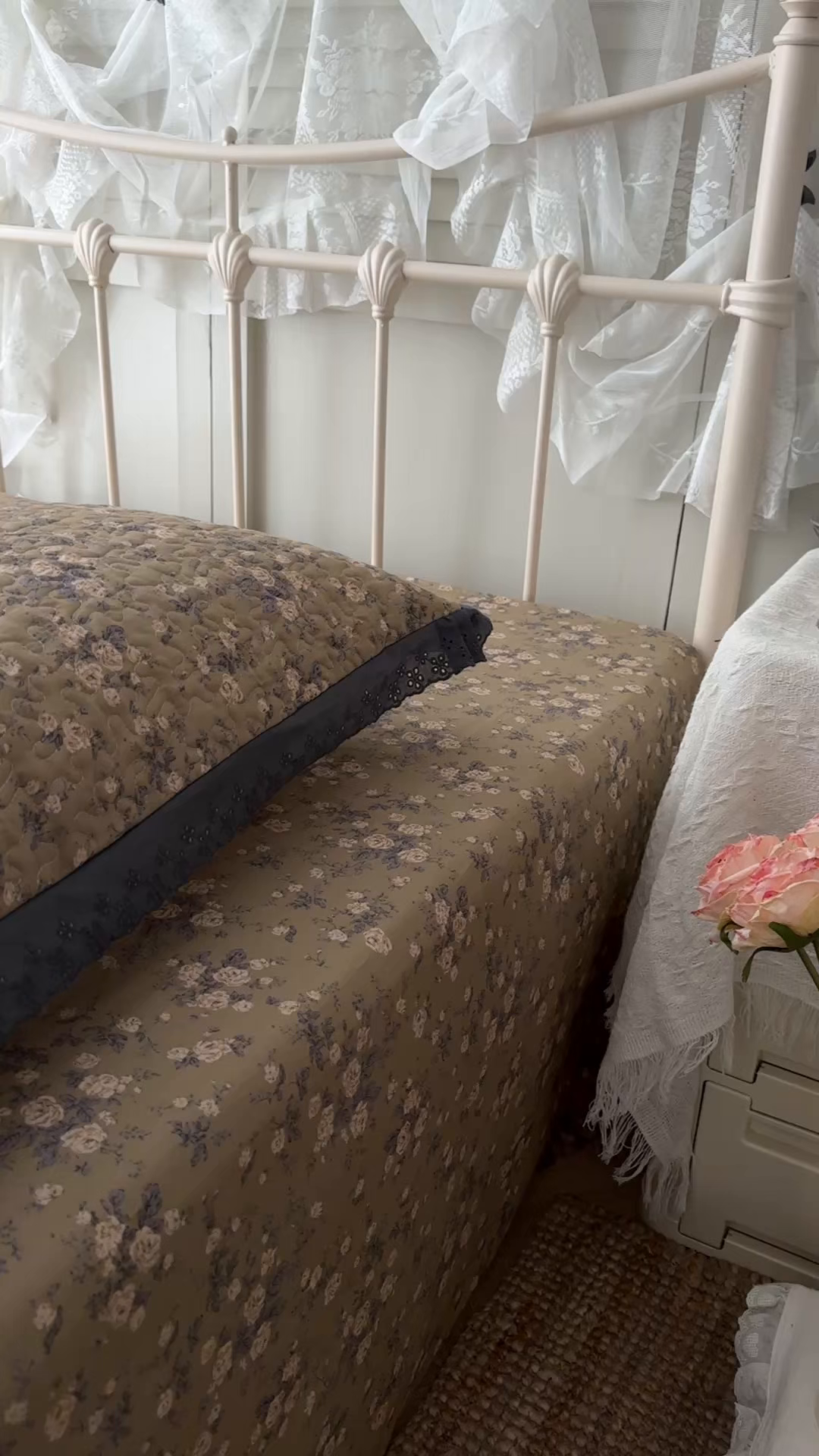 91家纺网 家纺一手货源 找家纺 百寐 2026吸汗防油全棉三层夹棉花边信封加大50*80枕套48*74/40*60枕芯 夹棉-朝花夕拾