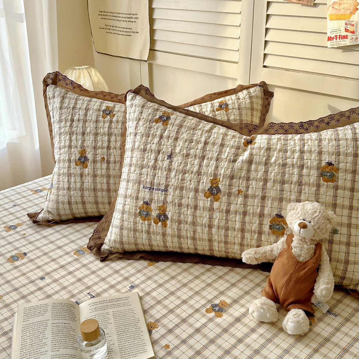 91家纺网 家纺一手货源 找家纺 百寐 2026吸汗防油全棉三层夹棉花边信封加大50*80枕套48*74/40*60枕芯 夹棉-格子熊