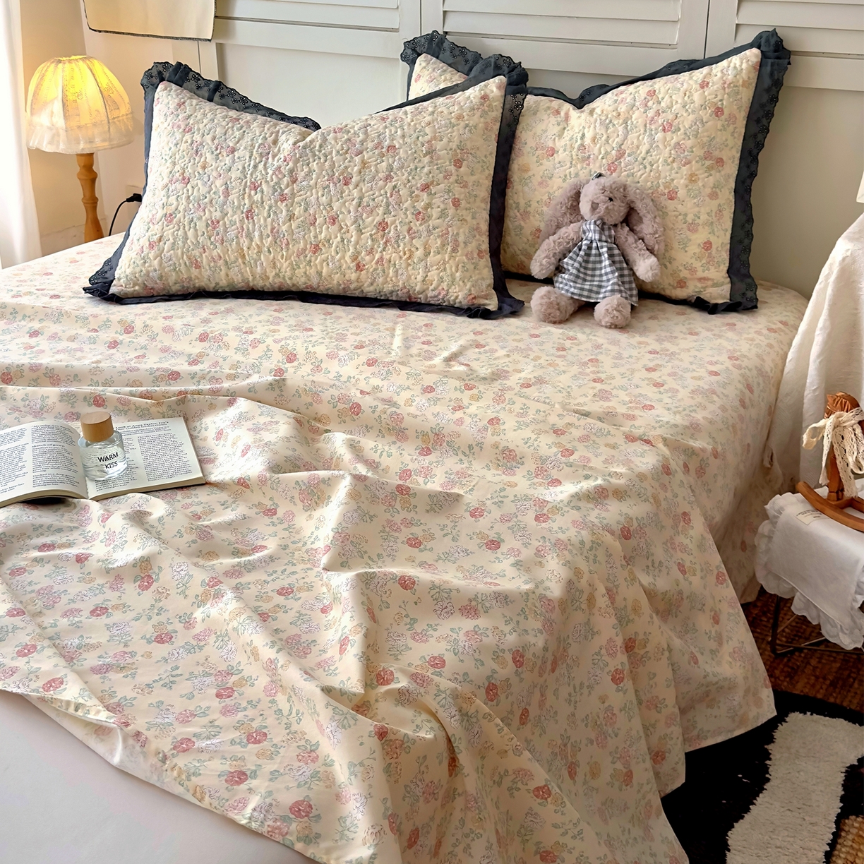 91家纺网 家纺一手货源 找家纺 百寐 2026吸汗防油全棉三层夹棉花边信封加大50*80枕套48*74/40*60枕芯 夹棉-花季