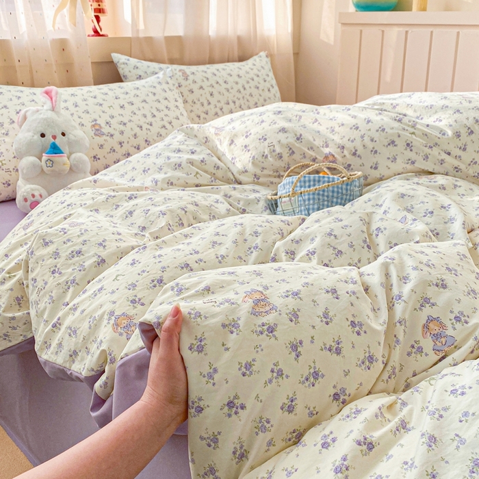 91家纺网 家纺一手货源 找家纺 卢赛尔 2026新款古法水洗仿棉云感棉学生三件套四件套 海盐小花