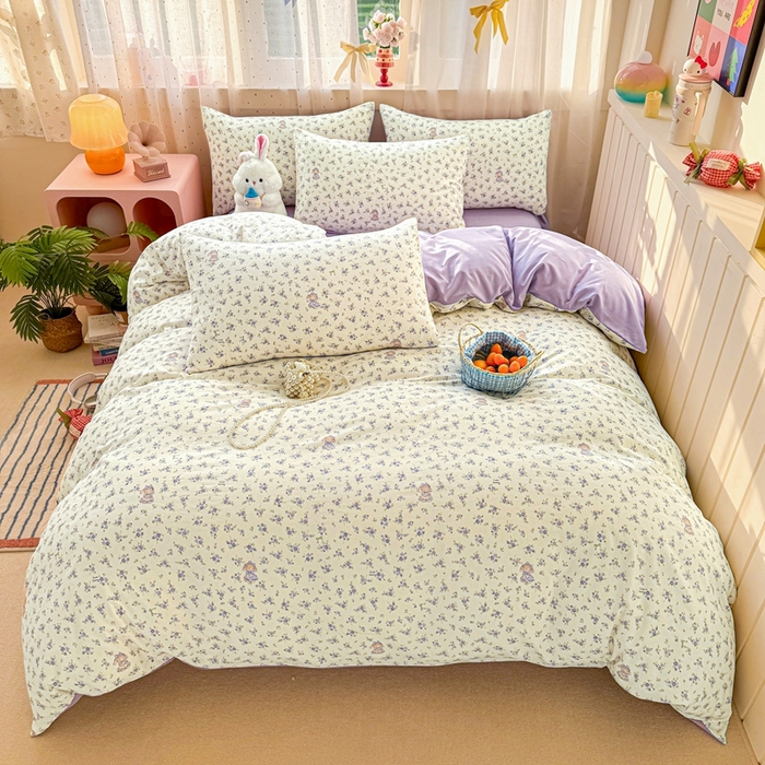 91家纺网 家纺一手货源 找家纺 卢赛尔 2026新款古法水洗仿棉云感棉学生三件套四件套 海盐小花