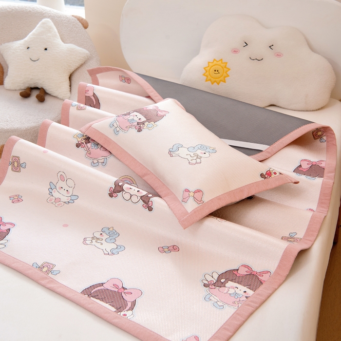 91家纺网 家纺一手货源 找家纺 鱼宝2026新款儿童冰藤席冰丝凉席软席 魔法公主