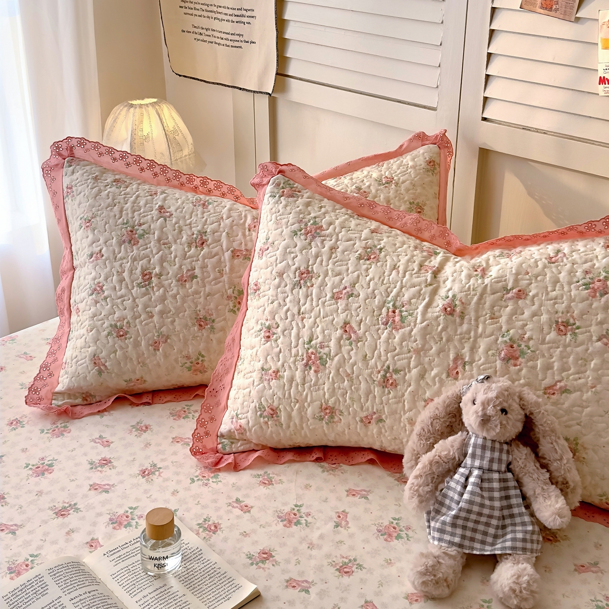 91家纺网 家纺一手货源 找家纺 百寐 2026吸汗防油全棉三层夹棉花边信封加大50*80枕套48*74/40*60枕芯 夹棉-花涧